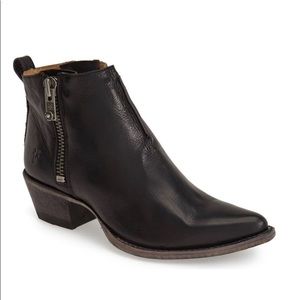 FRYE- Sacha' Washed Leather Ankle Boot 9.5